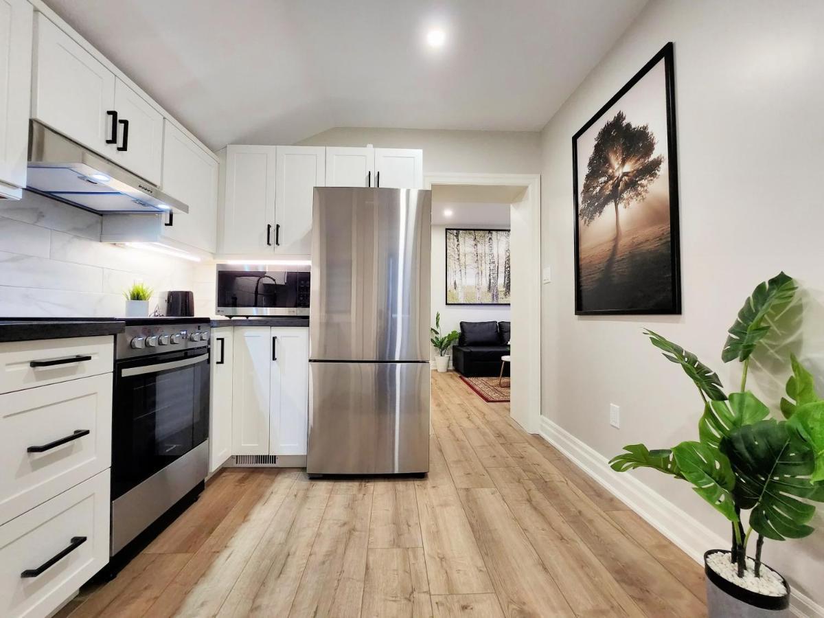 The Cozy Cove Modern King-Bedroom Full Apartment Saint Catharines Екстер'єр фото