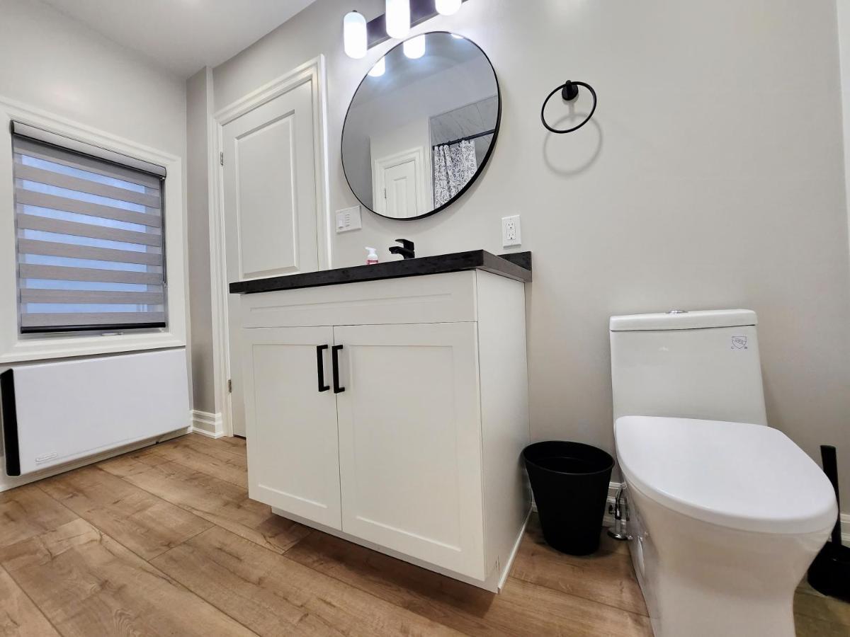 The Cozy Cove Modern King-Bedroom Full Apartment Saint Catharines Екстер'єр фото