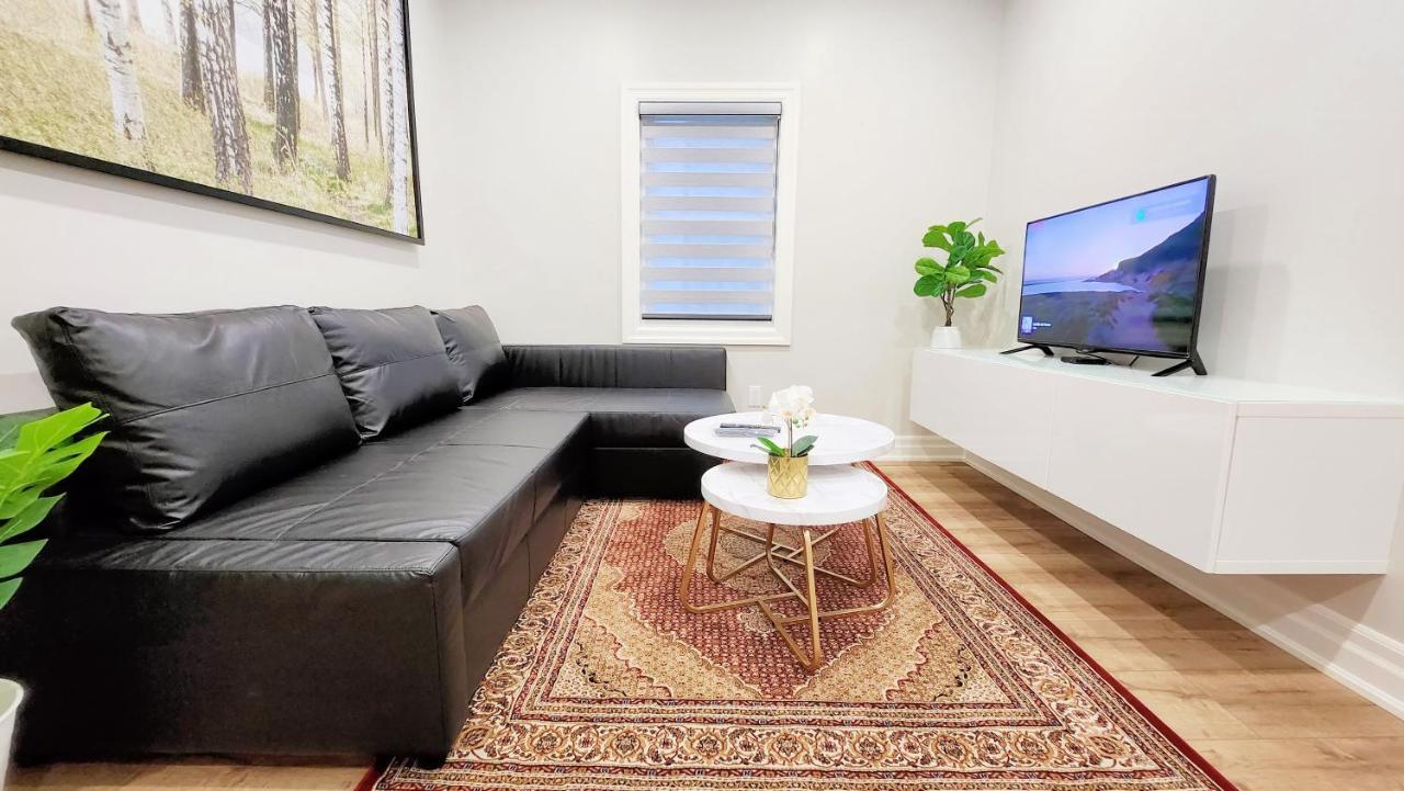 The Cozy Cove Modern King-Bedroom Full Apartment Saint Catharines Екстер'єр фото